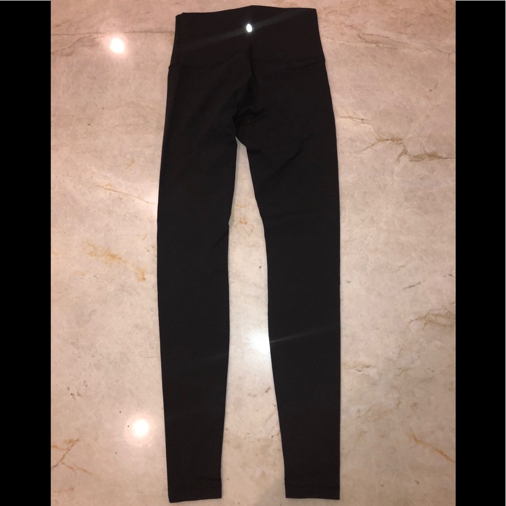 Lululemon leggings.